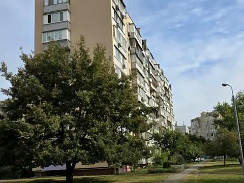 квартира по адресу Червоной Калины просп. (Владимира Маяковского), 18
