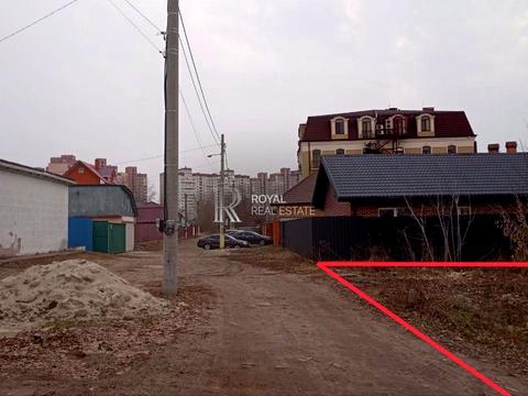 участок по адресу Calle Dilova ул. (Димитрова), 1