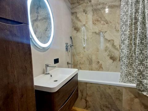 квартира за адресою Краснова вул., 1-А