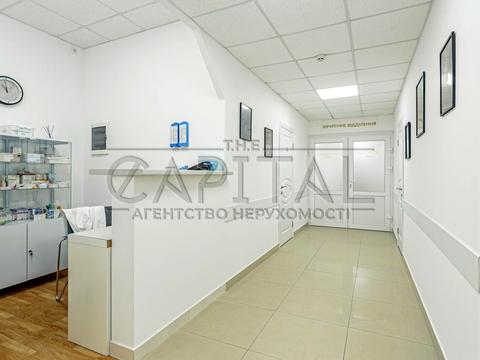 комерційна за адресою Берестейське шосе (Брест-Литовське), 1