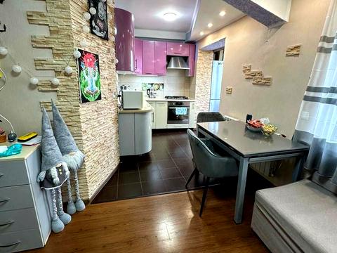 квартира за адресою Миколи Ушакова вул., 8