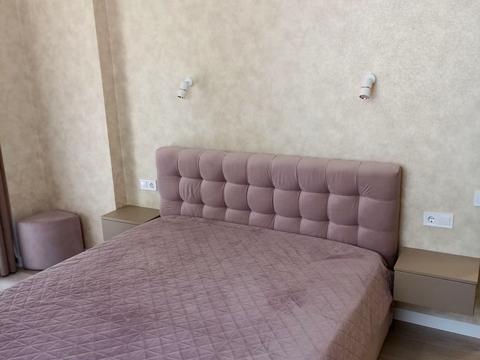 квартира за адресою Олександра Олеся вул., 3