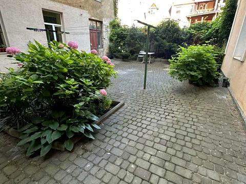 квартира за адресою Генерала Тарнавського вул. (Кутузова), 20