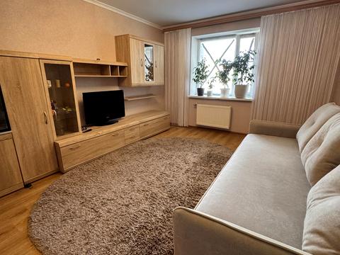 квартира за адресою Металургів вул., 30
