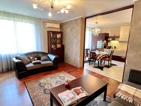 квартира за адресою Феодосійський пров., 14