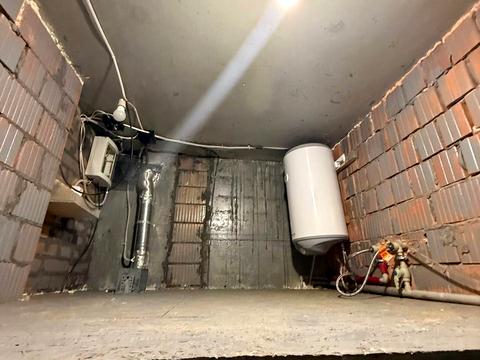 комерційна за адресою Університетська вул., 1л