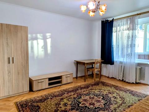 квартира за адресою Кирила Трильовського вул., 2