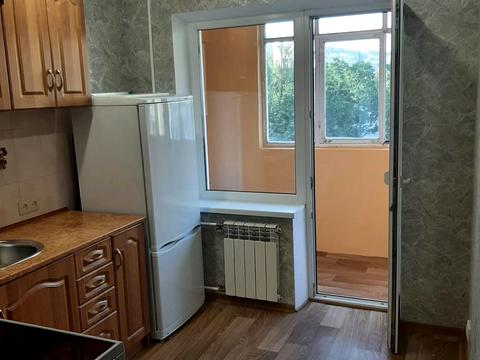 квартира за адресою Тополина вул., 10