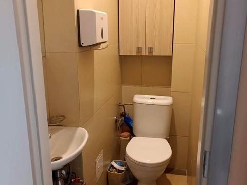 комерційна за адресою Незалежності бульв. (50 років Жовтня), 8