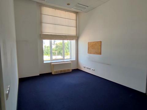 комерційна за адресою Миколи Грінченка вул., 4в