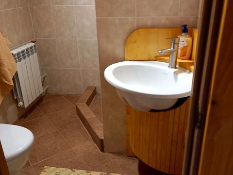 коммерческая по адресу озерна, 1