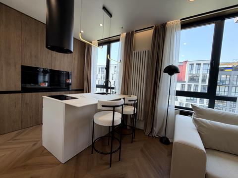 квартира за адресою Салютна вул., (Будинок 02301-02303)
