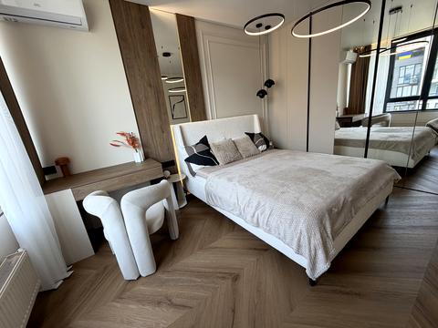 квартира за адресою Салютна вул., (Будинок 02301-02303)