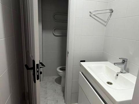 коммерческая по адресу Михайла Коцюбинського ул., 5