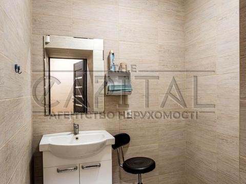 комерційна за адресою Жилянська вул., 55