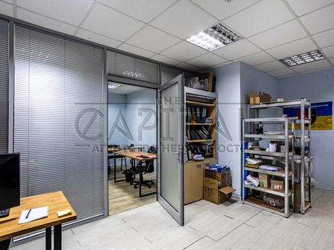 комерційна за адресою Жилянська вул., 55