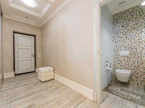 квартира за адресою Сім'ї Кульженків вул. (Петра Дегтяренка), 35