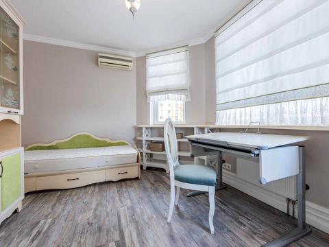 квартира за адресою Сім'ї Кульженків вул. (Петра Дегтяренка), 35