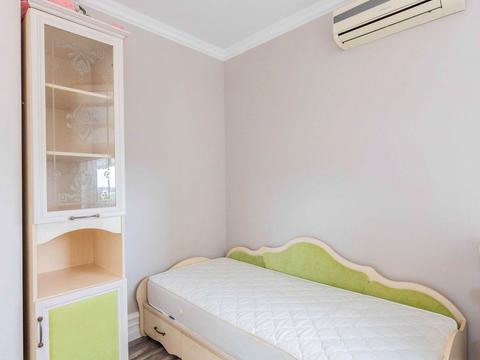 квартира за адресою Сім'ї Кульженків вул. (Петра Дегтяренка), 35