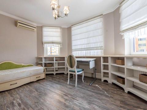 квартира за адресою Сім'ї Кульженків вул. (Петра Дегтяренка), 35