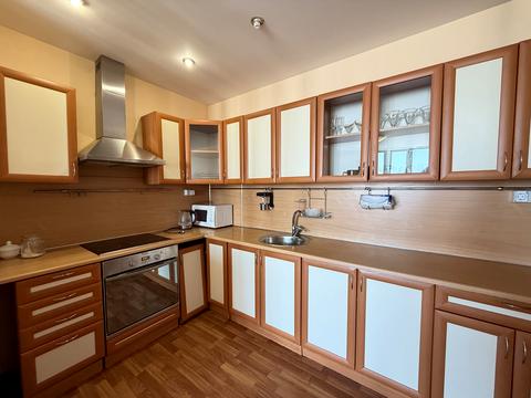 квартира за адресою Дніпровська набережна вул., 19-В
