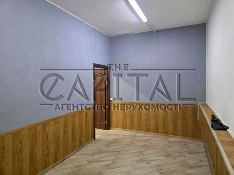коммерческая по адресу Чоколовский бульв., 10