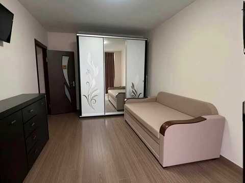 1869317525533132