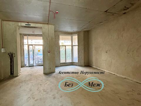 комерційна за адресою Клубна вул., 12