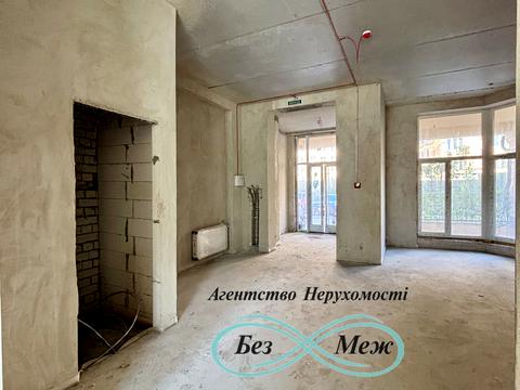 комерційна за адресою Клубна вул., 12