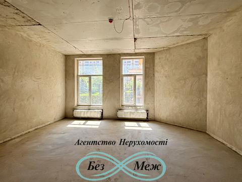 комерційна за адресою Клубна вул., 12