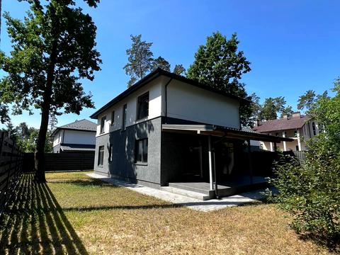 будинок за адресою Революції Гідності вул. (Революції), 10