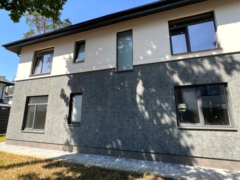 будинок за адресою Революції Гідності вул. (Революції), 10