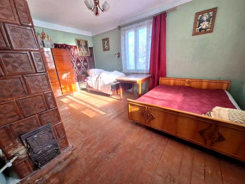 будинок за адресою Лісна