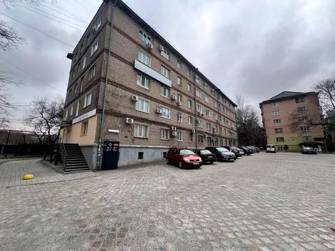 комерційна за адресою Леоніда Жаботинського вул. (Правди), 53