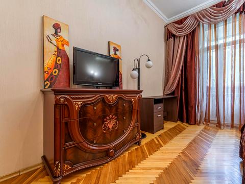 квартира за адресою Велика Васильківська вул. (Червоноармійська), 97