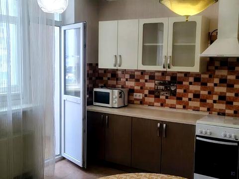 квартира за адресою Миколи Бажана просп., 8-Б