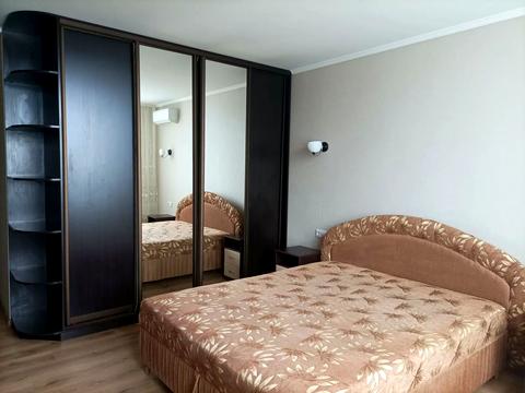 квартира за адресою Миколи Бажана просп., 8-Б