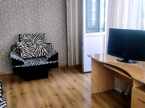 квартира за адресою Миколи Бажана просп., 8-Б