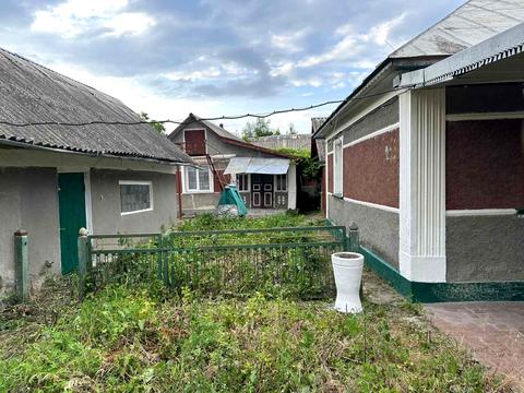 будинок за адресою с. Вівся, Центральна