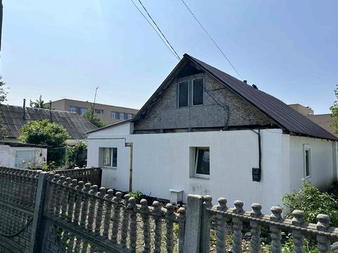 будинок за адресою Захисників України вул. (Горького)