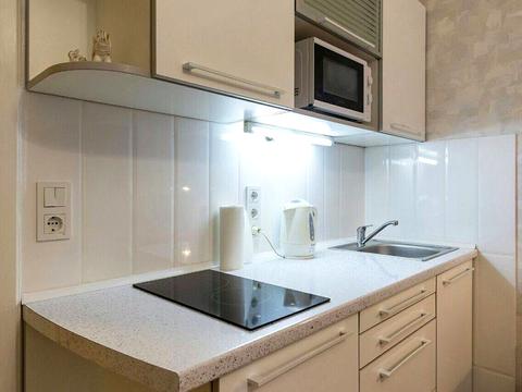 квартира за адресою Михайла Старицького вул., 7