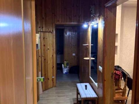 квартира за адресою Леоніда Каденюка просп. (Юрія Гагаріна), 6