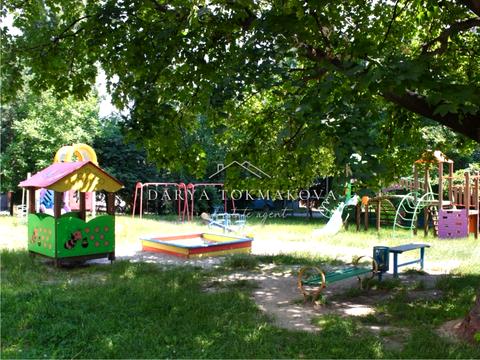 квартира за адресою Феодосійська вул., 8