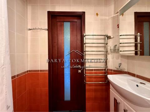 квартира за адресою Феодосійська вул., 8