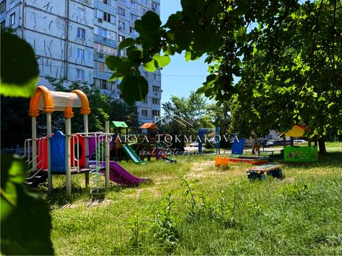 квартира за адресою Феодосійська вул., 8