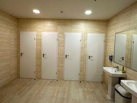 комерційна за адресою Ярославська вул., 58