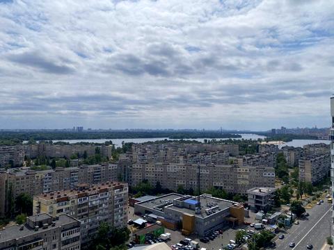 квартира за адресою Володимира Івасюка просп. (Героїв Сталінграду), 55