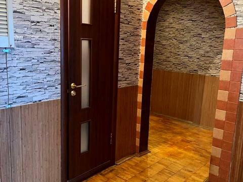 квартира за адресою Академіка Єфремова вул. (Командарма Уборевича), 27