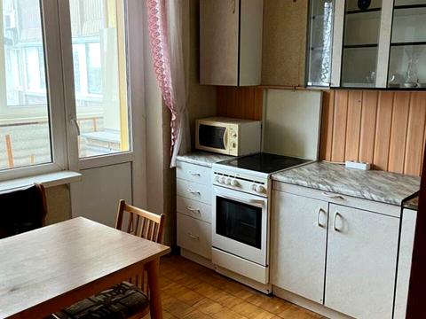 квартира за адресою Академіка Єфремова вул. (Командарма Уборевича), 27
