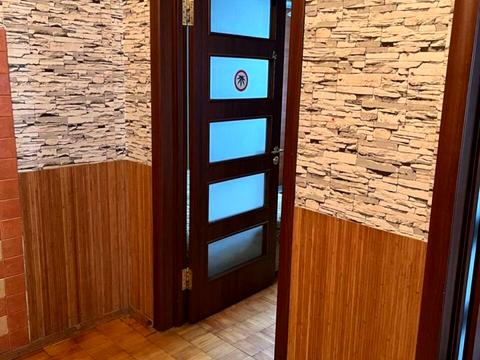 квартира за адресою Академіка Єфремова вул. (Командарма Уборевича), 27